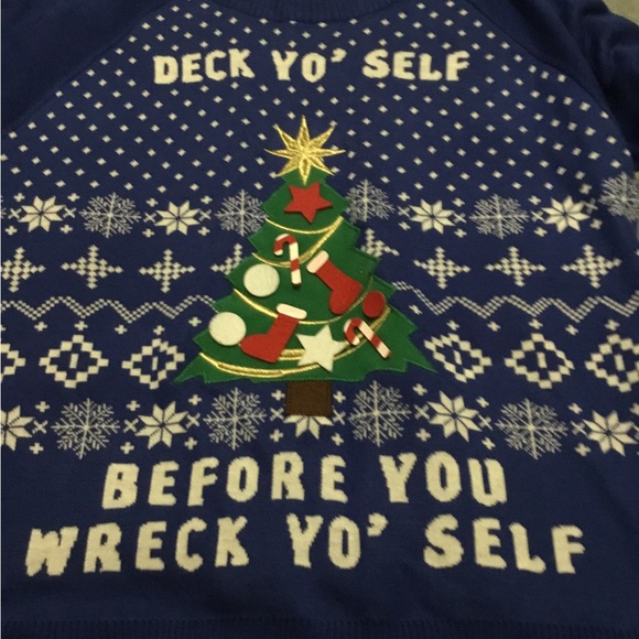 Women’s Christmas Sweater - Picture 4 of 5